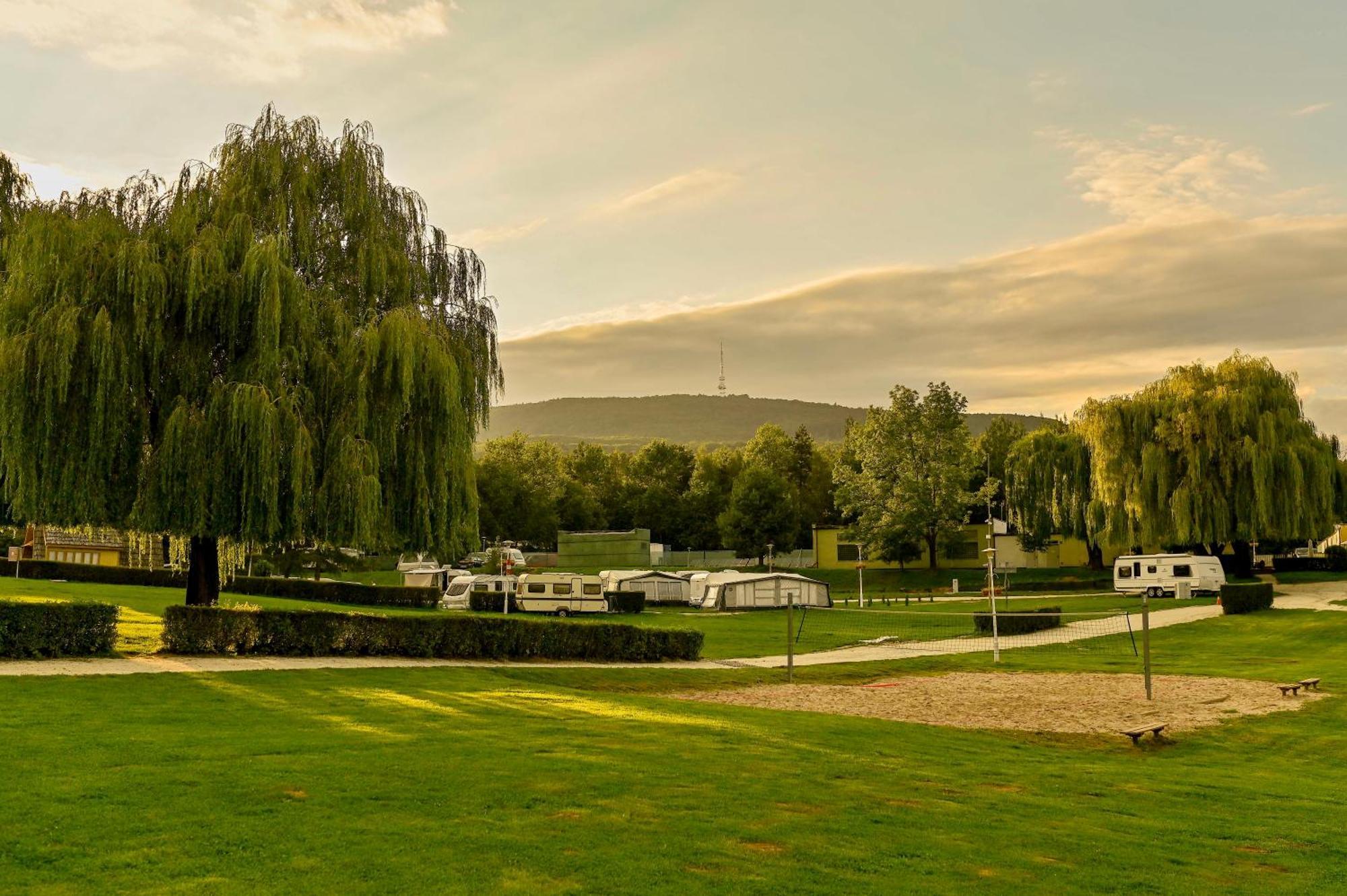 Sulicamp Kompleks Wypoczynkowy Sulistrowice ภายนอก รูปภาพ